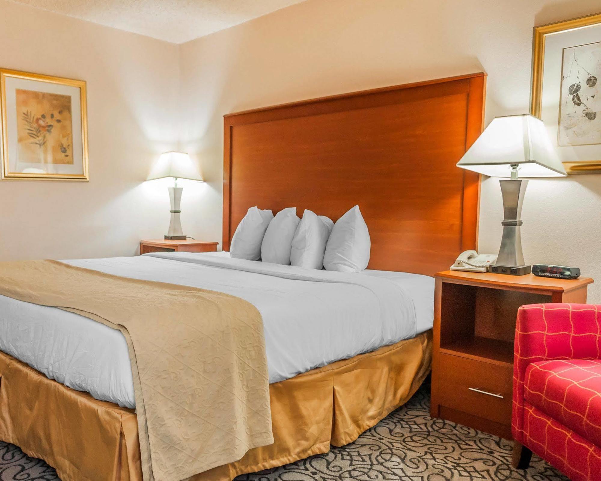Quality Inn Trinidad Eksteriør billede